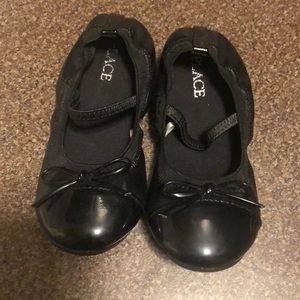Toddler girl flats. Never worn